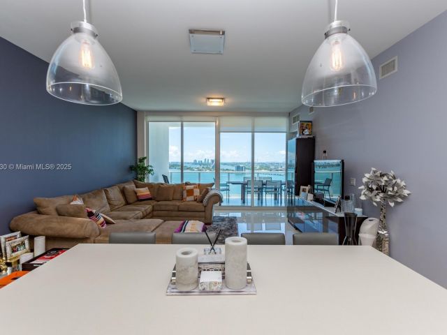 Продажа квартиры #2005 - фото 6208399