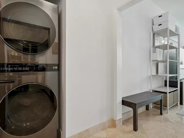 Продажа квартиры #4021 - фото 6203748