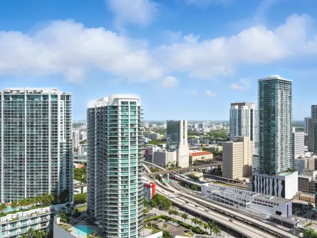 Продажа квартиры #4021 - фото 6203753