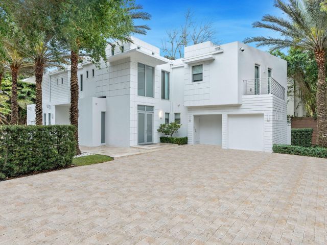 Продажа дома по адресу 3917 S Le Jeune Road - фото 6363451