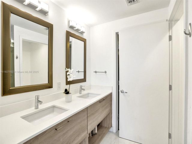 Продажа квартиры #403 - фото 6202427