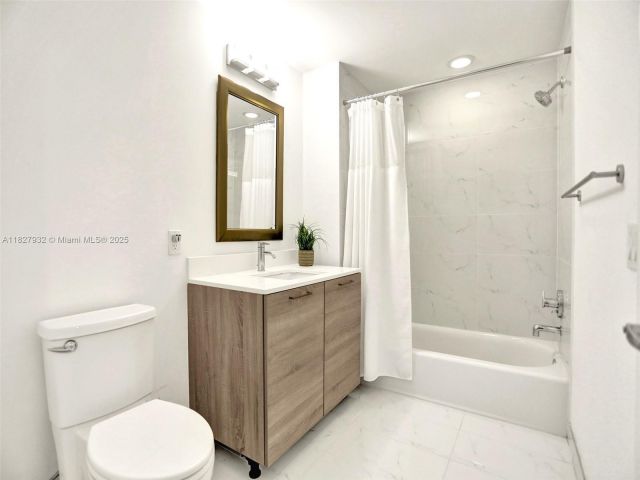 Продажа квартиры #403 - фото 6202433