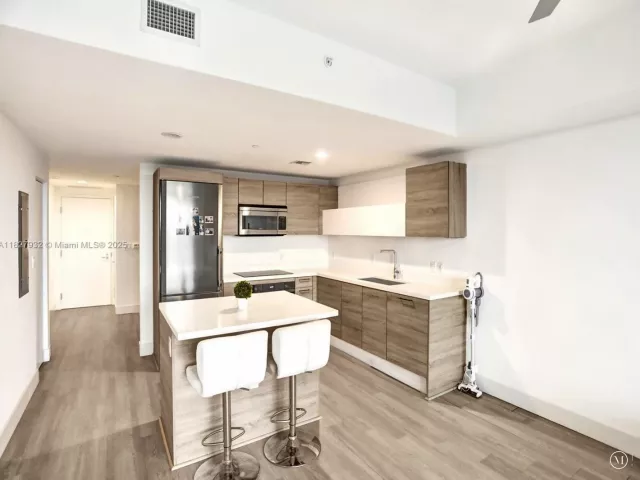 Продажа квартиры #403 - фото 6202430