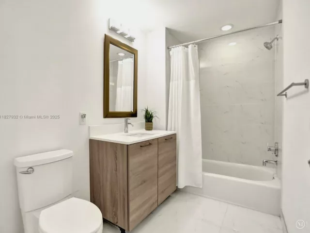 Продажа квартиры #403 - фото 6202433