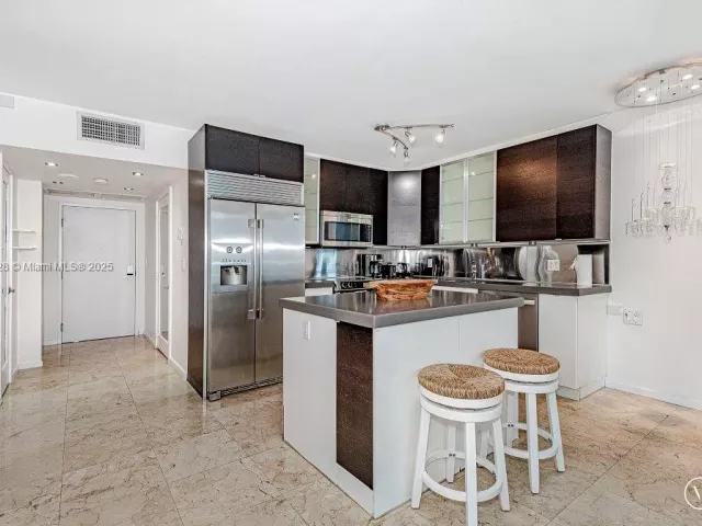 Квартира в аренду номер705 - фото 6202833