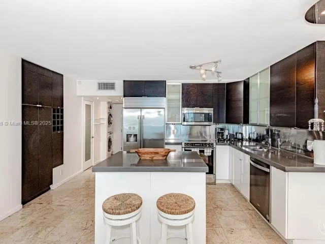 Квартира в аренду номер705 - фото 6202834