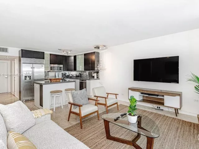 Квартира в аренду номер705 - фото 6202835