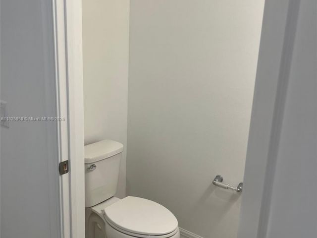 Продажа дома по адресу 6121 Rancho Lane - фото 6218478