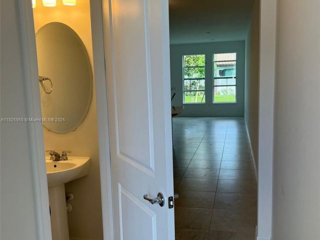 Продажа дома по адресу 6121 Rancho Lane - фото 6218488