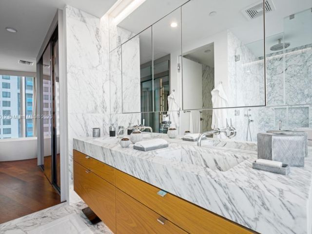 Продажа квартиры #12F - фото 6205049