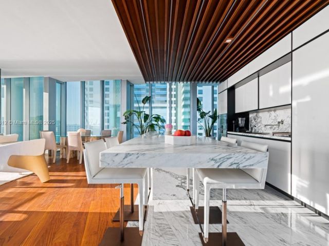 Продажа квартиры #12F - фото 6205055