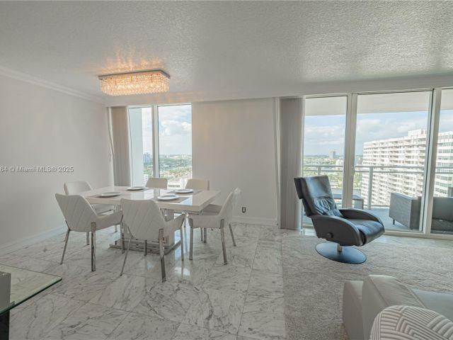 Продажа квартиры #2126 - фото 6203927