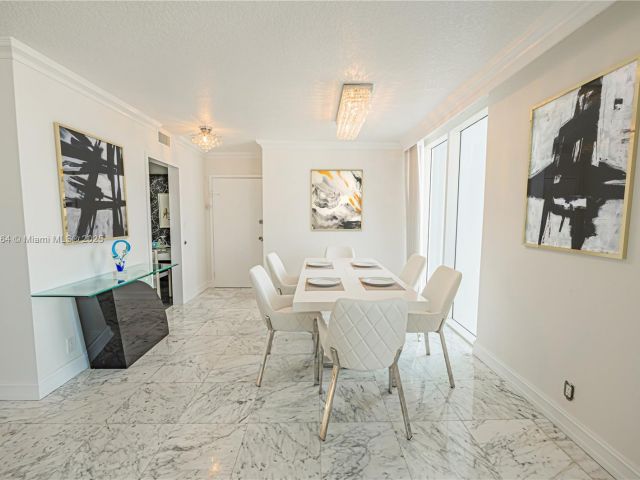 Продажа квартиры #2126 - фото 6203928