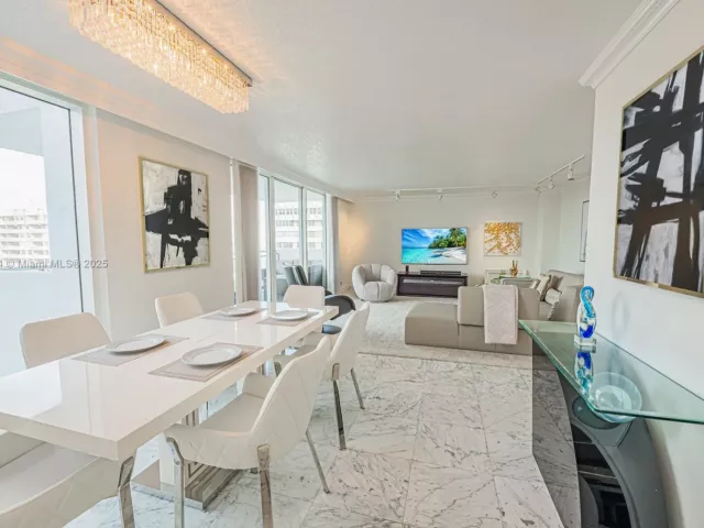 Продажа квартиры #2126 - фото 6203939