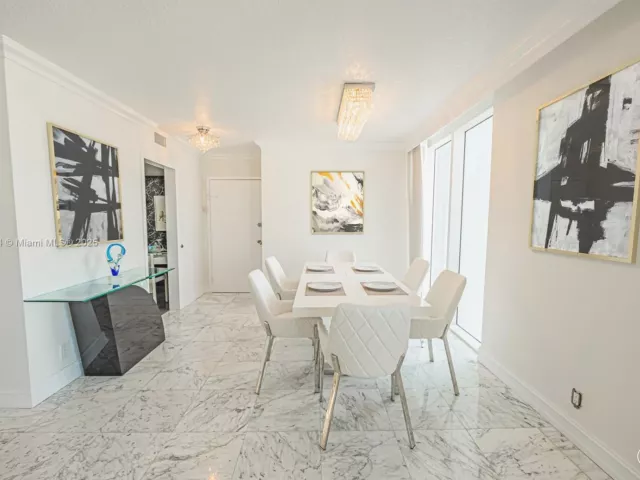 Продажа квартиры #2126 - фото 6203928