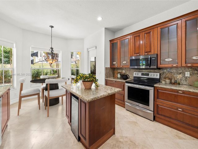 Продажа дома по адресу 3211 Morris Ln - фото 6253719