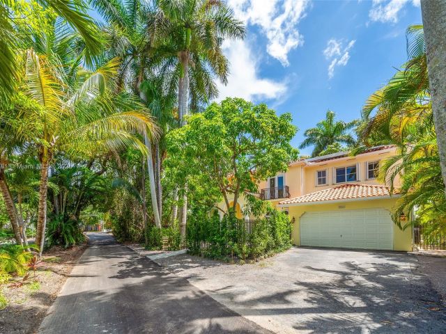 Продажа дома по адресу 3211 Morris Ln - фото 6253730