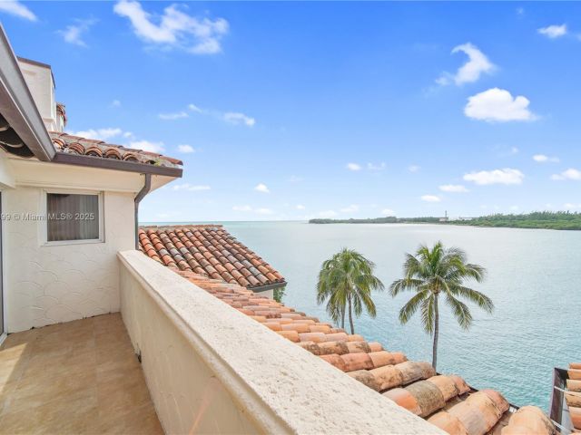 Продажа квартиры #5403 - фото 6204233