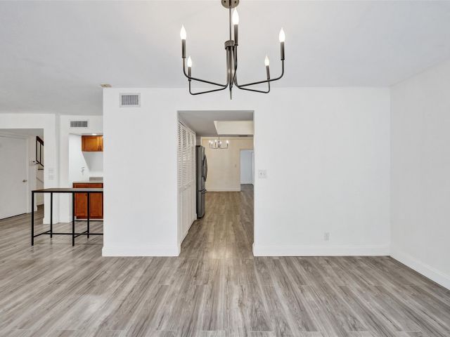 Продажа дома по адресу 103 Heatherbrook Way 143 - фото 6213912