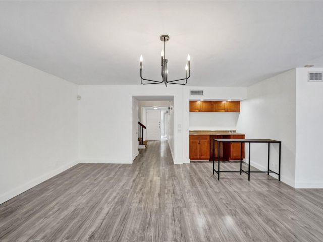 Продажа дома по адресу 103 Heatherbrook Way 143 - фото 6213914