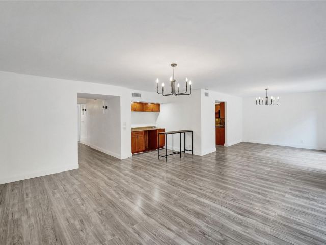 Продажа дома по адресу 103 Heatherbrook Way 143 - фото 6213915