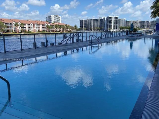 Квартира в аренду номерR2102 - фото 6203327