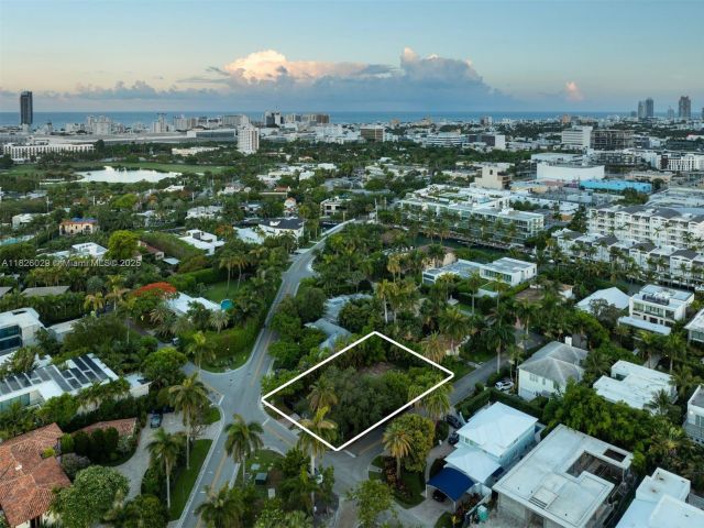 Продажа дома по адресу 2121 Regatta Ave - фото 6202099