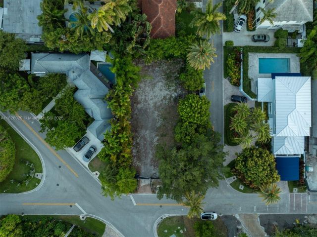 Продажа дома по адресу 2121 Regatta Ave - фото 6202100