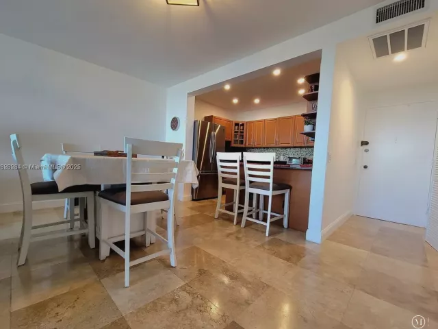 Квартира в аренду номер320 - фото 6211905