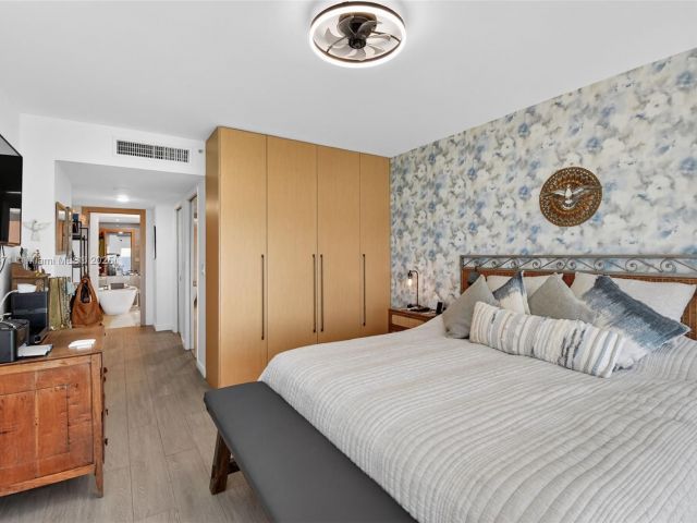 Продажа квартиры #1401 - фото 6245630