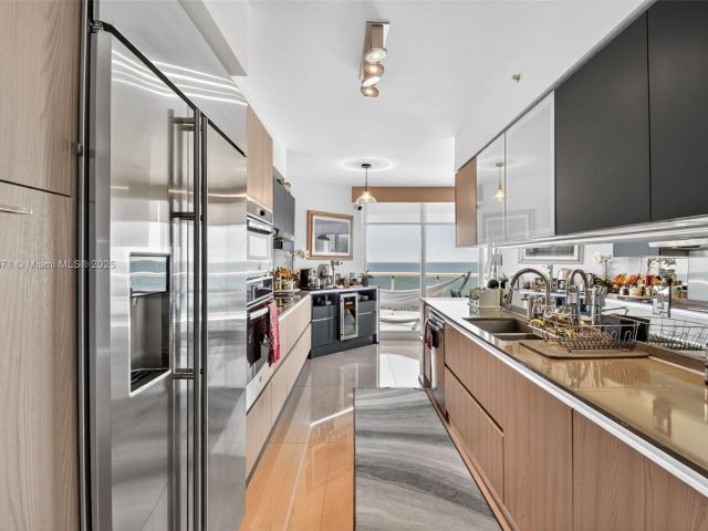 Продажа квартиры #1401 - фото 6245632