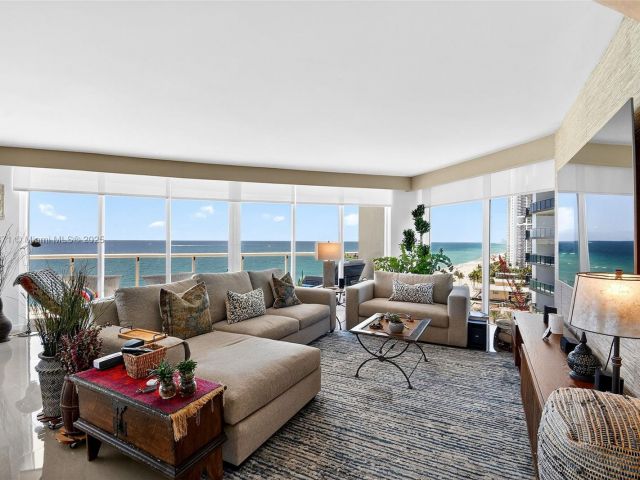 Продажа квартиры #1401 - фото 6245639