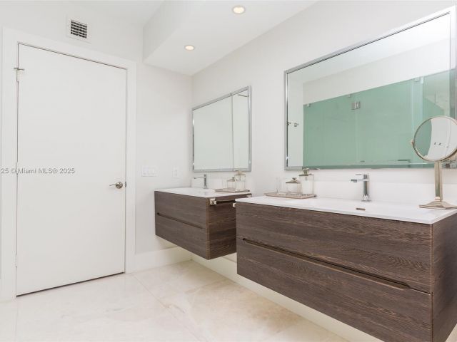 Квартира в аренду номер2801 - фото 6211834