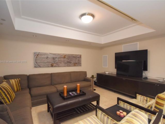 Продажа квартиры #901 - фото 6207607