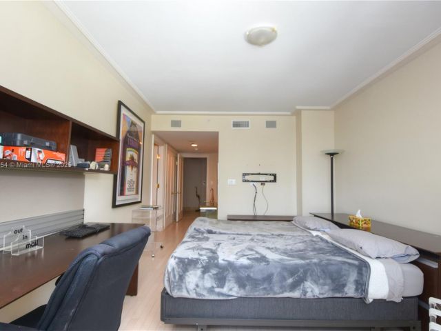 Продажа квартиры #901 - фото 6207611