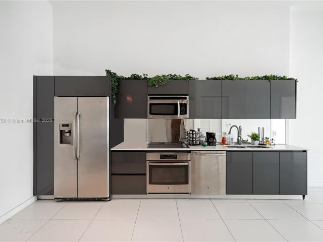 Продажа квартиры #2706 - фото 6228023