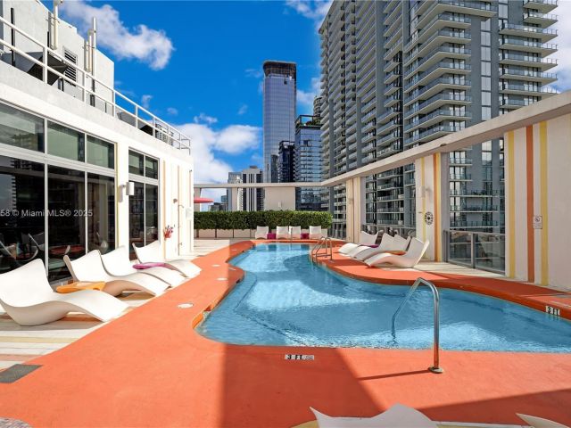 Продажа квартиры #2706 - фото 6228032