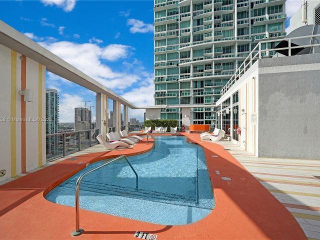 Продажа квартиры #2706 - фото 6228034