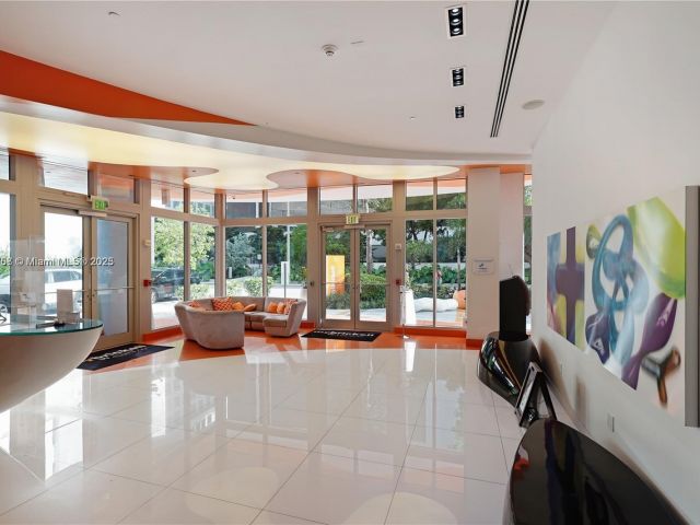 Продажа квартиры #2706 - фото 6228037