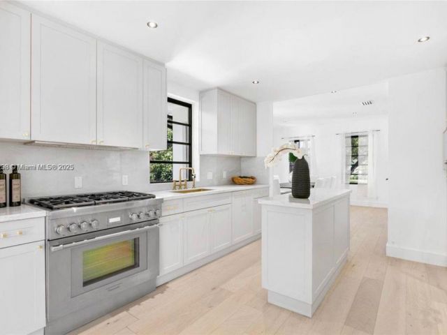 Продажа дома по адресу 4444 Adams Ave - фото 6202752