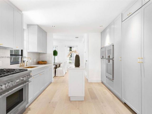 Продажа дома по адресу 4444 Adams Ave - фото 6202755