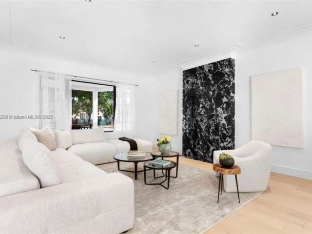 Продажа дома по адресу 4444 Adams Ave - фото 6202759