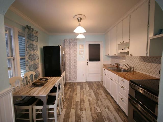 Продажа дома по адресу 100 NE 5th Street - фото 6204203