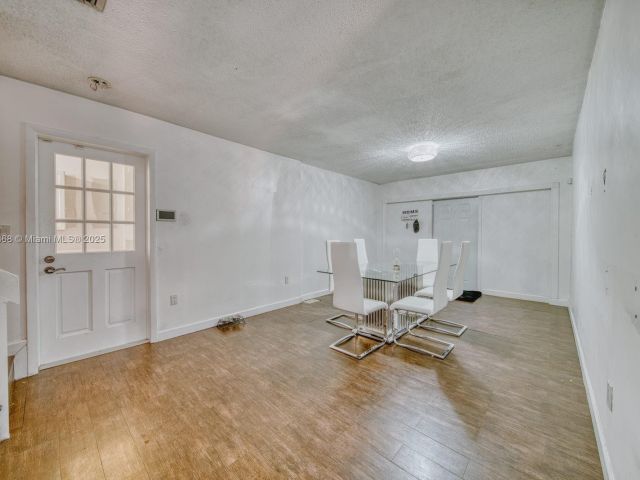 Продажа дома по адресу 10000 SW 147th Ct - фото 6205370