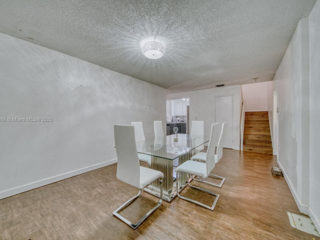 Продажа дома по адресу 10000 SW 147th Ct - фото 6205371