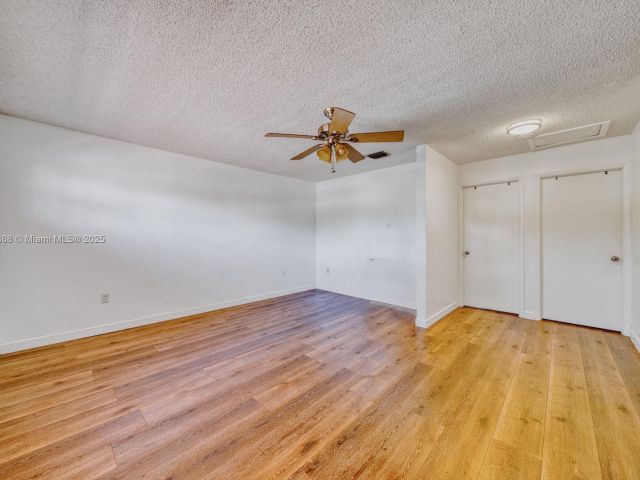 Продажа дома по адресу 10000 SW 147th Ct - фото 6205373