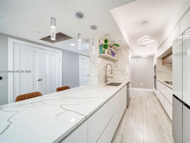 Продажа квартиры #3708 - фото 6206994