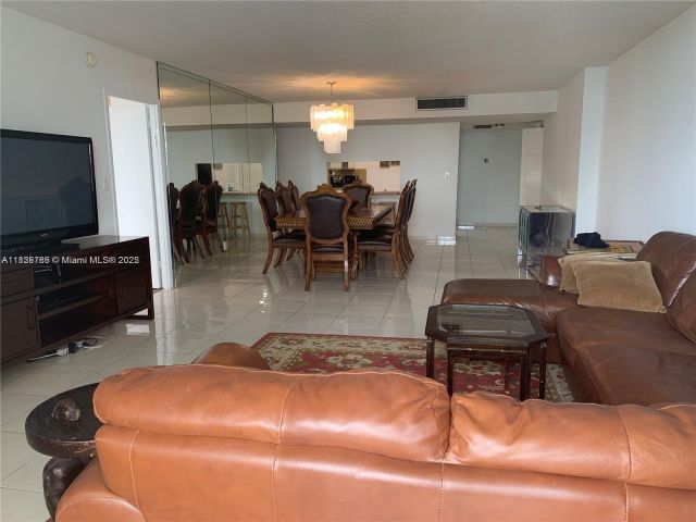 Квартира в аренду номер1721 - фото 6207146