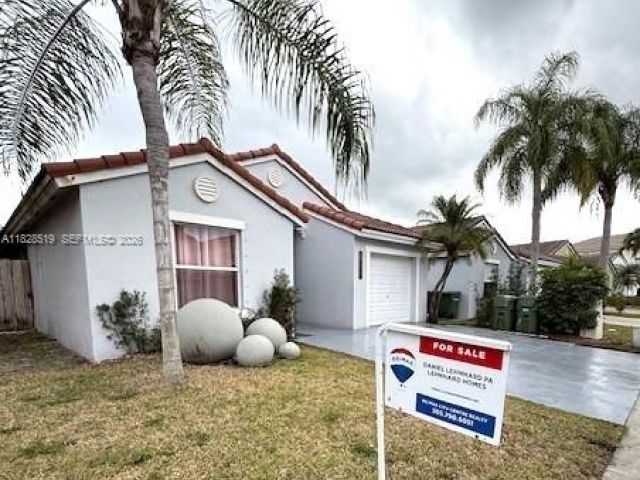 Продажа дома по адресу 1988 SE 12th St - фото 7435982