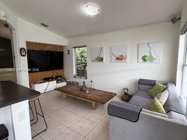 Продажа дома по адресу 1988 SE 12th St - фото 7435991